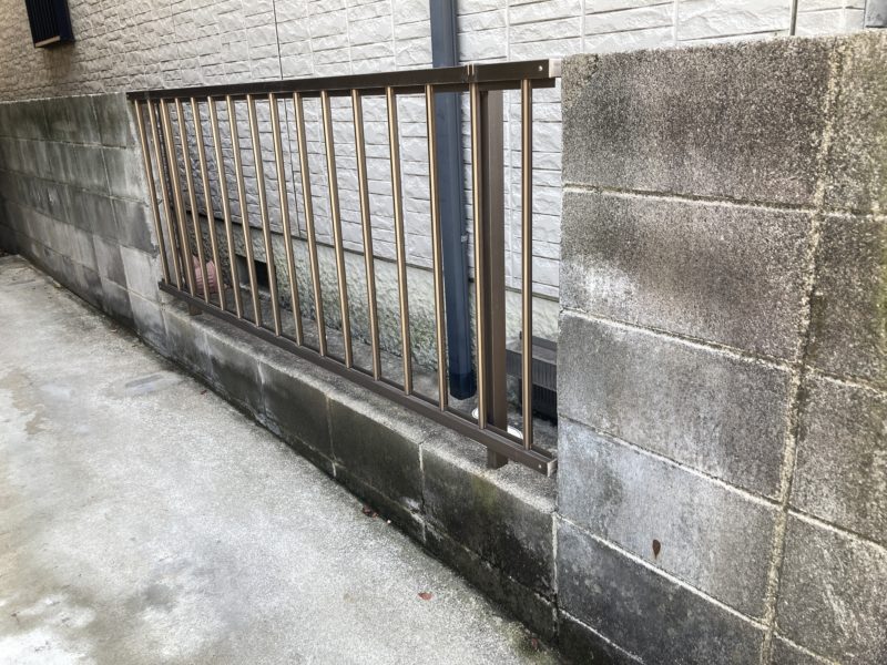 21-143 アルミフェンス 曲がり修正