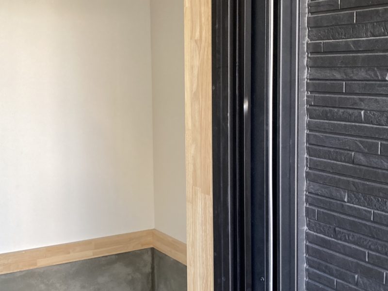 21-116 アルミサッシ 曲がり修正