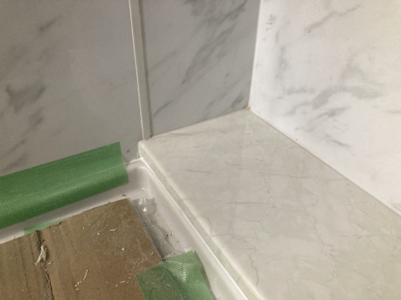 21-125 アイカメラミン穴補修