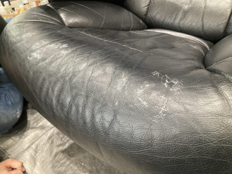 22-63 ソファー 本革 ひび割れ 出張補修