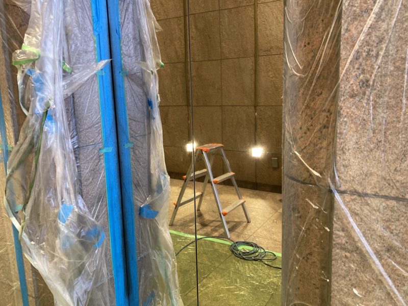 22-93 鏡面ステンレス キズ消し 研磨補修 エレベーター