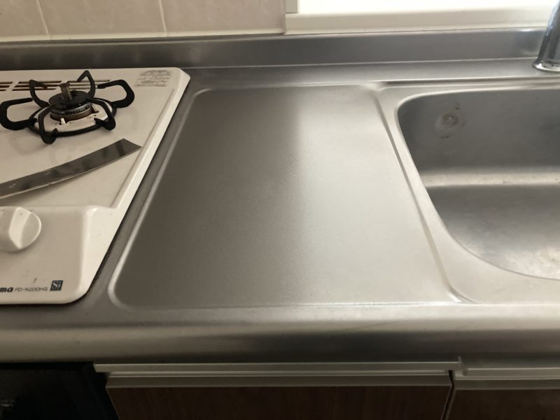 22-84 ステンレス エンボスキッチン へこみ 塗装補修 退去前