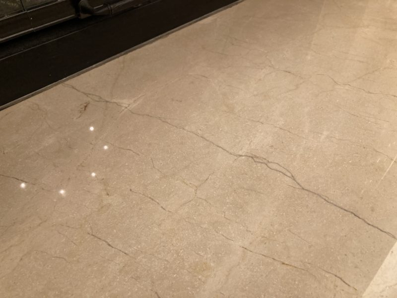 22-10 大理石 割れ補修