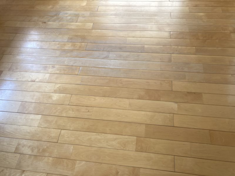 22-18 メイプルフロアー塗装補修