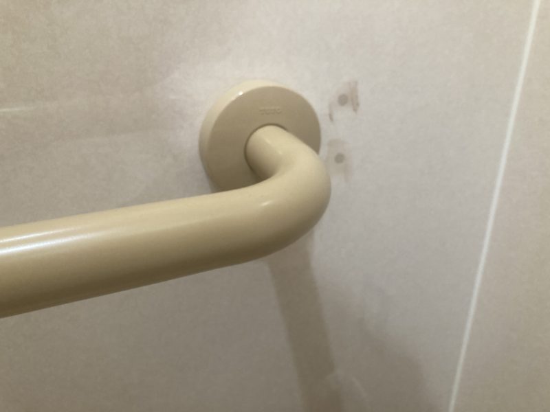 22-31 パネルビス穴補修