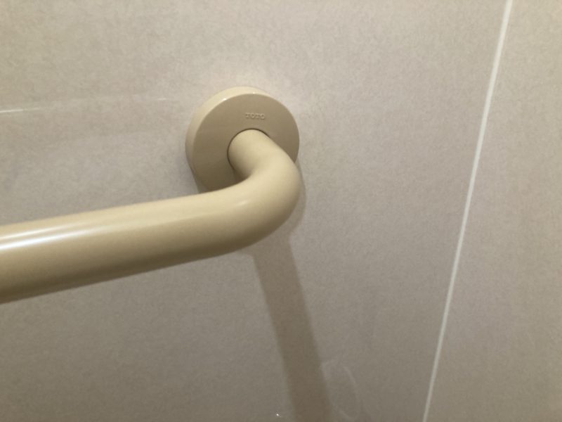 22-31 パネルビス穴補修