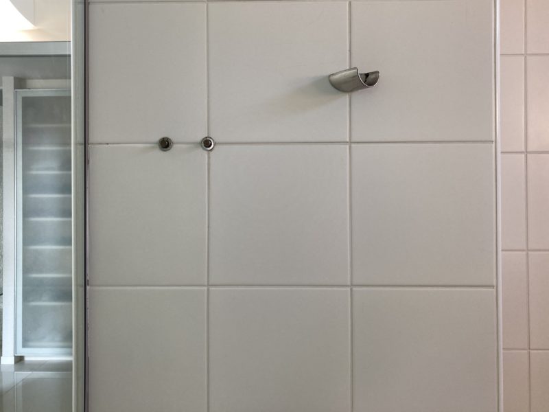 22-44 タイル 割れ リペア補修