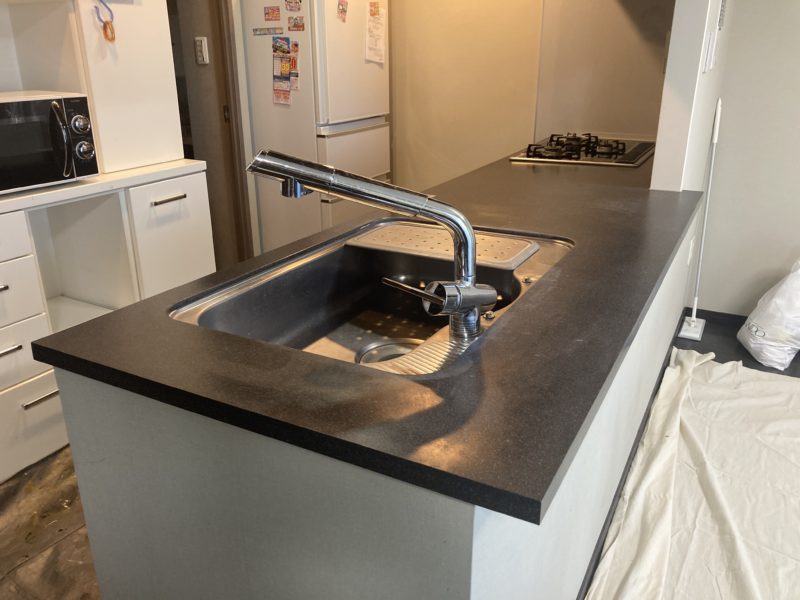 22-25 キッチンワークトップ再生研磨