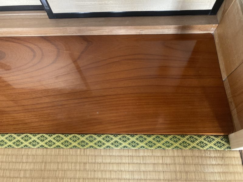 22-97 ケヤキ地板 キズ補修