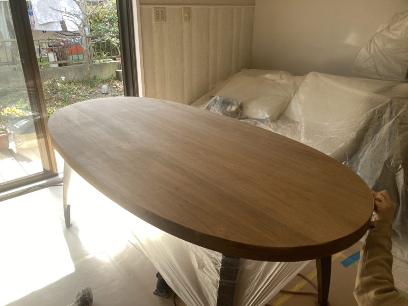 22-116 ダイングテーブル 色修正 現地塗装