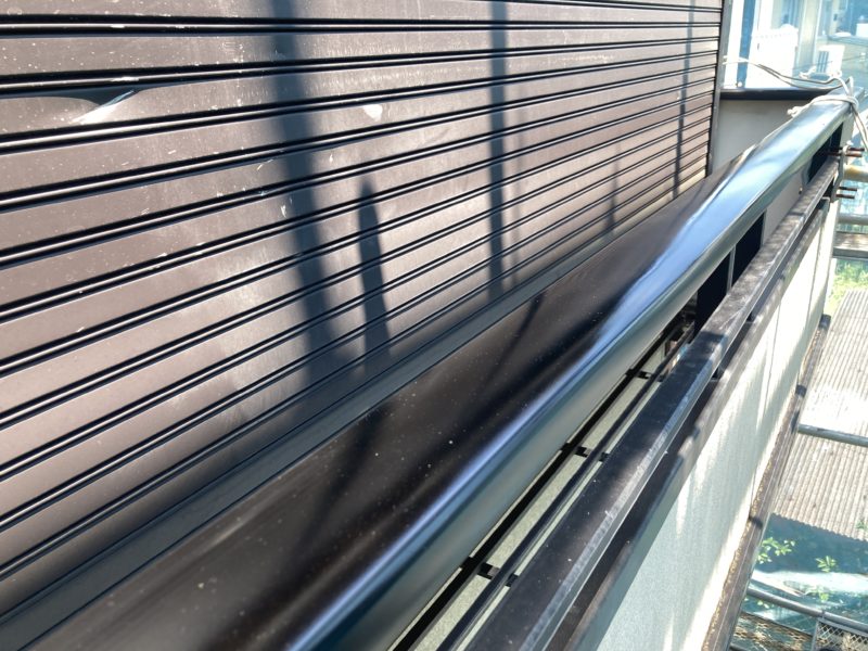 22-14 バルコニー手すりへこみ補修