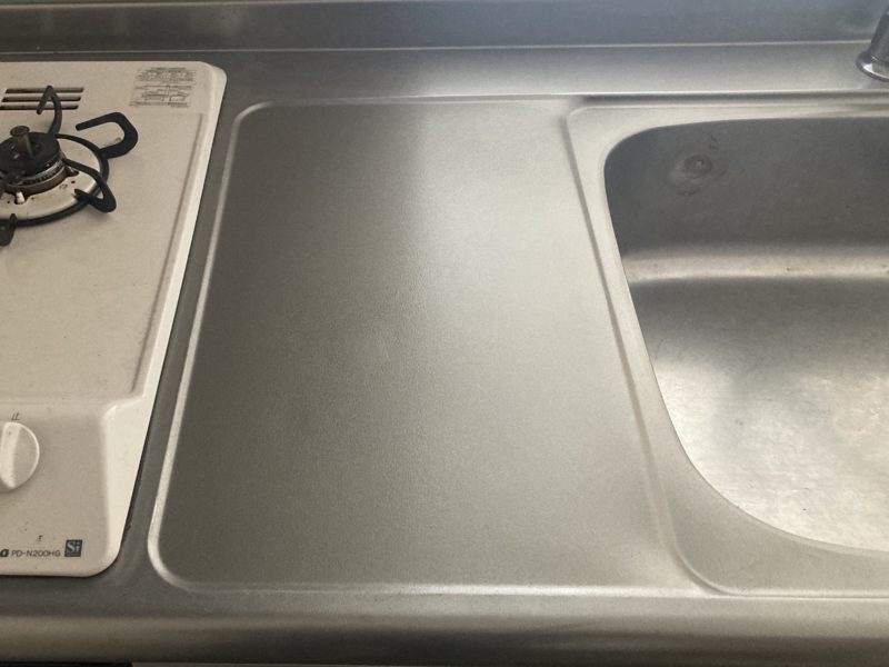 22-84 ステンレス エンボスキッチン へこみ 塗装補修 退去前