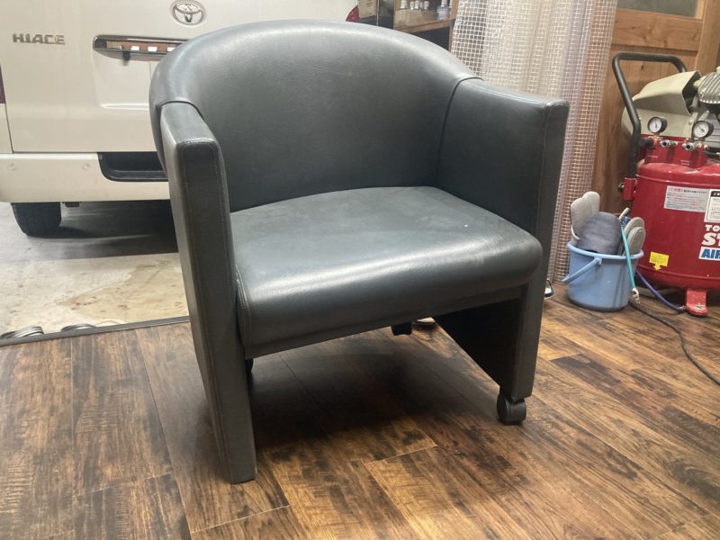 22-88 チェア キャスター 取付け修理