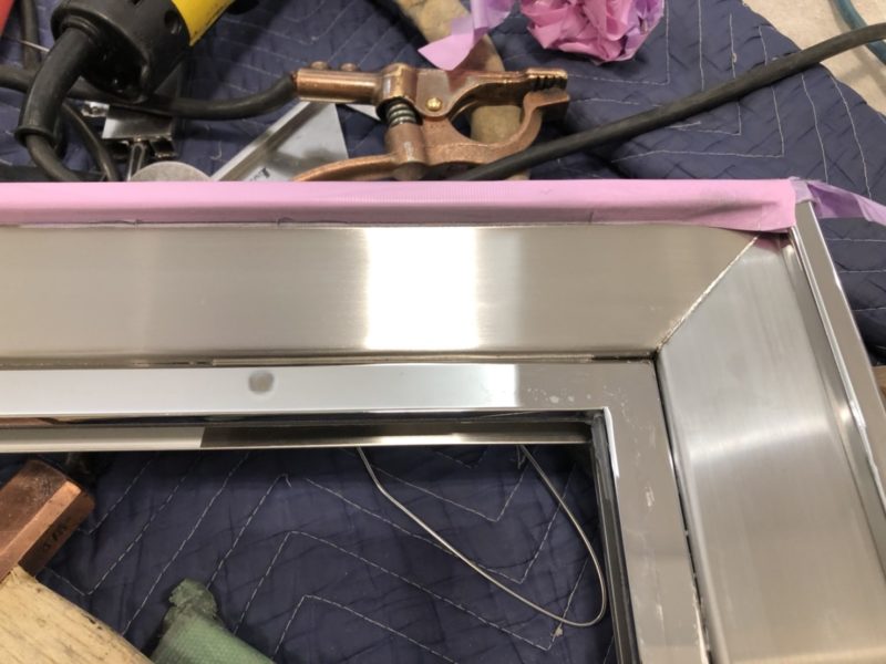 22-22 ステンレスへこみ補修