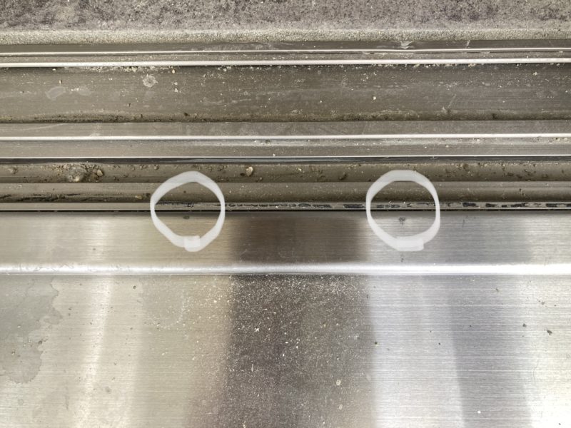 23-30 沓摺へこみ補修