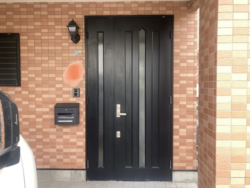 22-39 玄関ドア リフレッシュ塗装