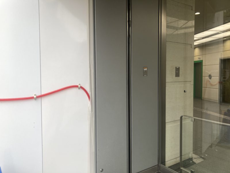 23-20 パネル色替え塗装