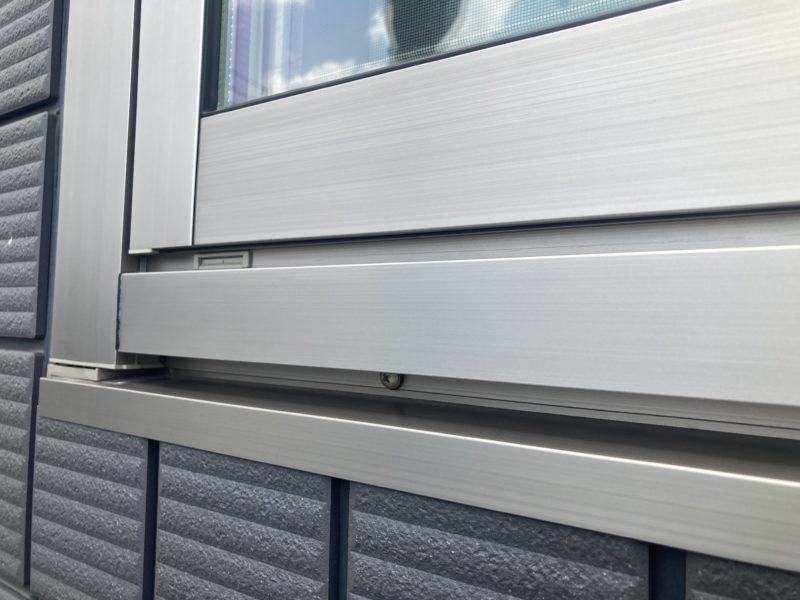 23-26 アルミサッシ　保護シール除去