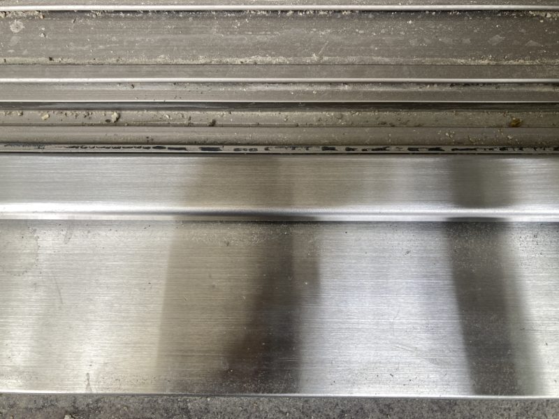 23-30 沓摺へこみ補修