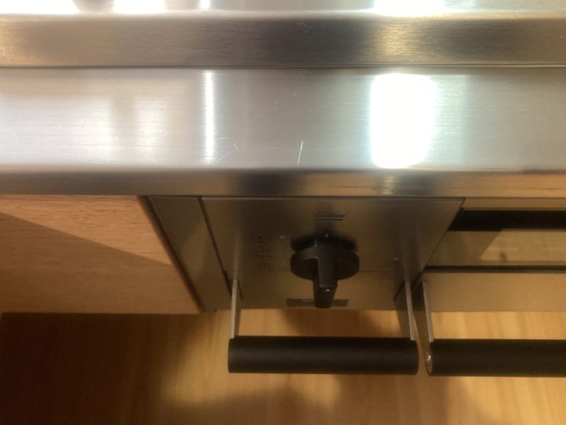 23-14 ステンレス天板 すり傷補修