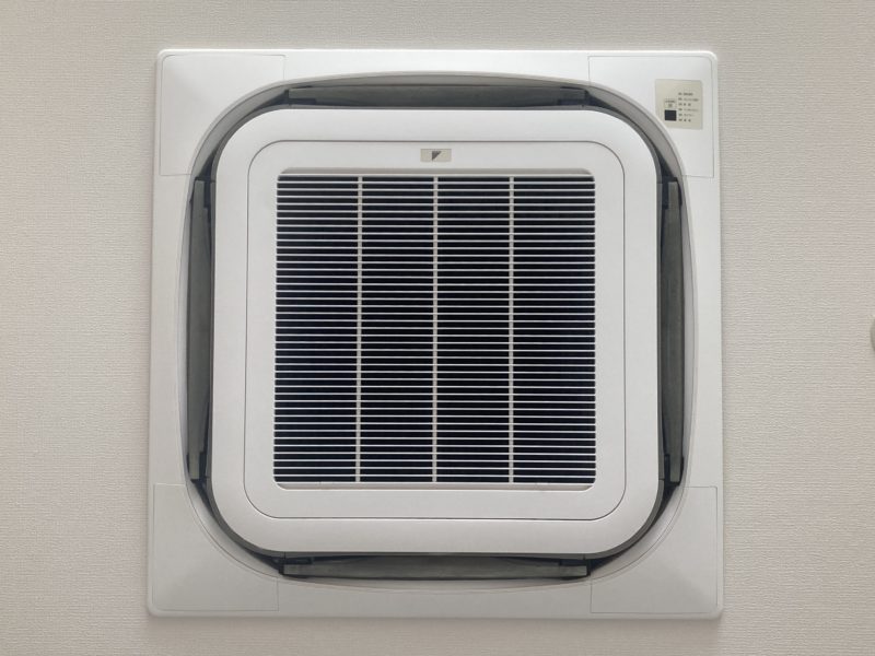 23-77 カセットエアコン 再生塗装