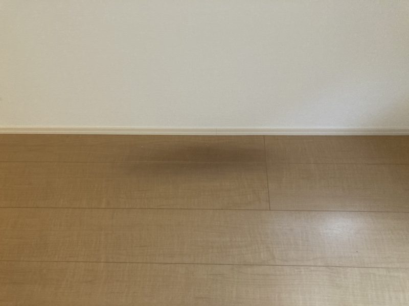 23-55 フロアー シミ補修