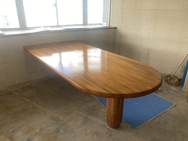 23-59 テーブル 再塗装 現場