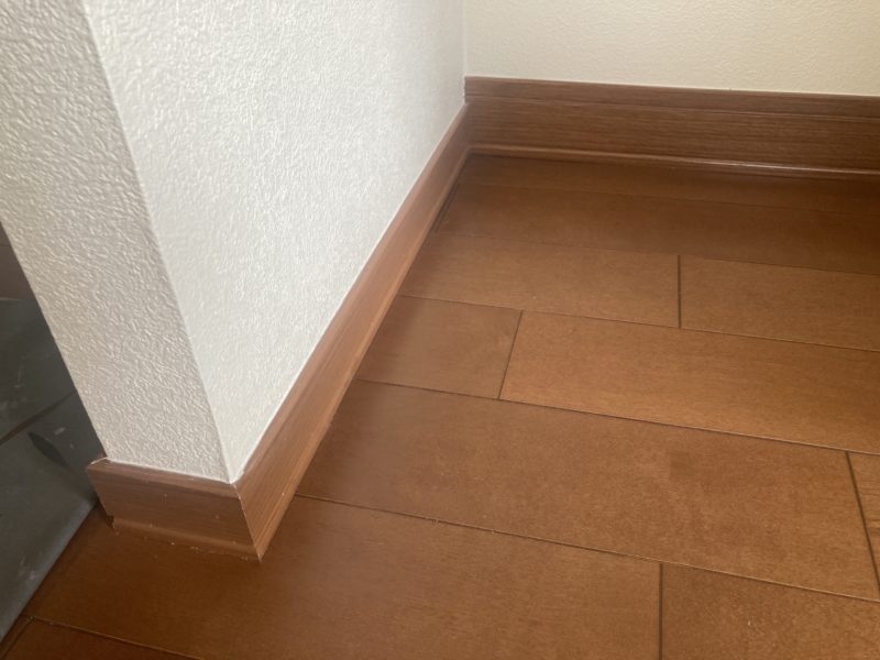 23-62 フロアーキズ補修