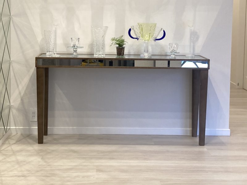 23-83 テーブル塗装　現地