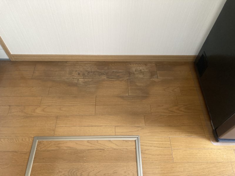 23-88 フロアーシミ補修