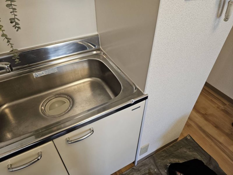 23-122 ステンレスへこみ 溶接と塗装