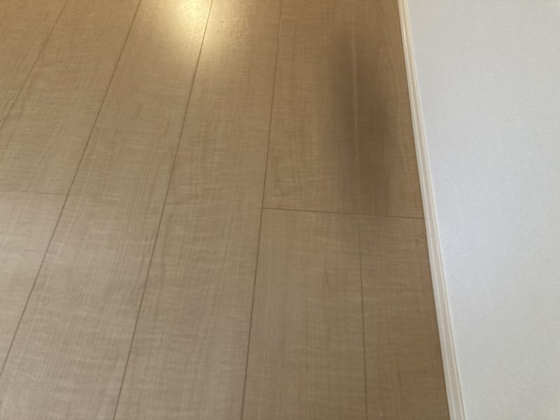 23-55 フロアー シミ補修