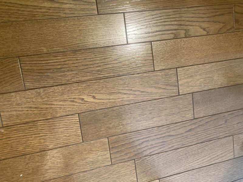 23-99 フロアーキズ補修