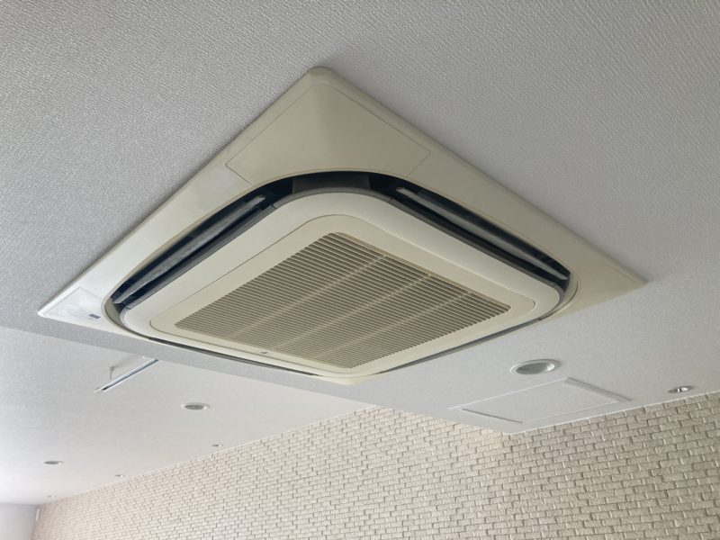 23-77 カセットエアコン 再生塗装