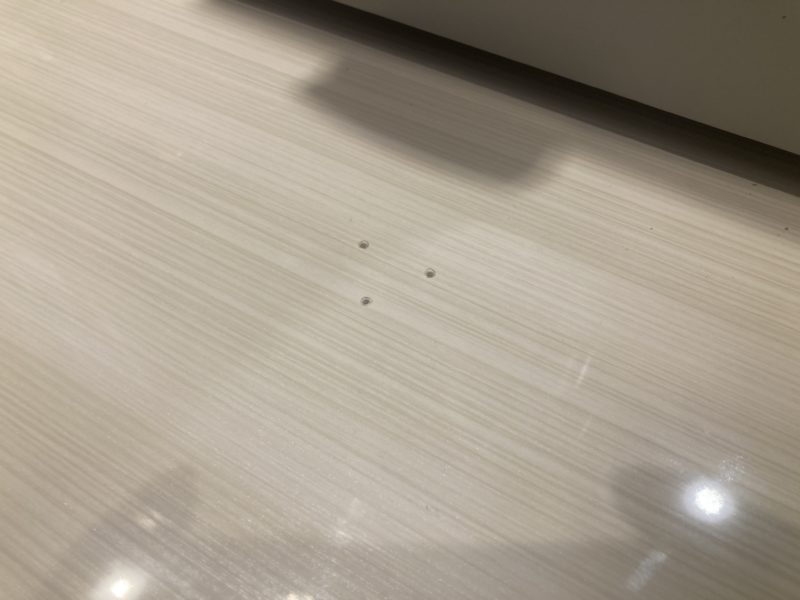 23-121 メラミンカウンター ビス穴補修