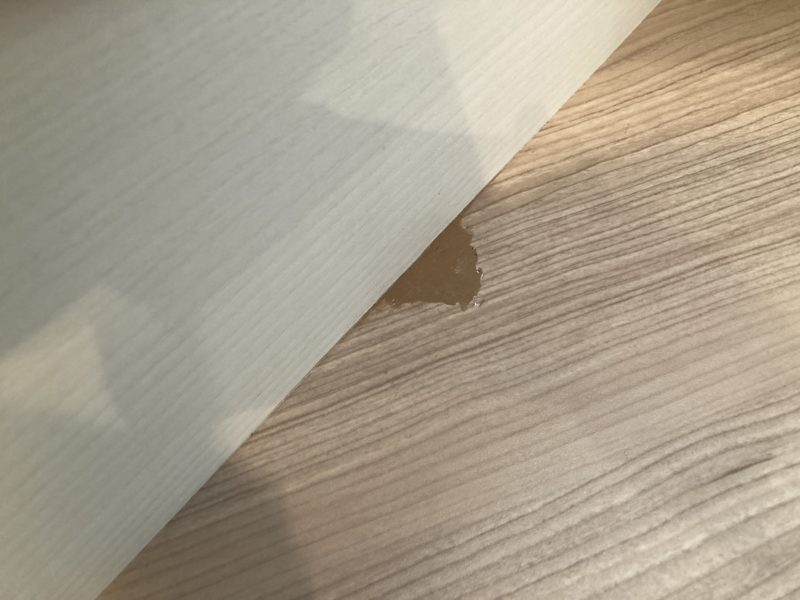 23-89 階段段板　膨れ補修