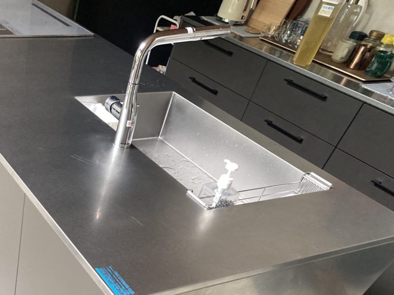 23-98 ステンレス バイブレーション キズ補修