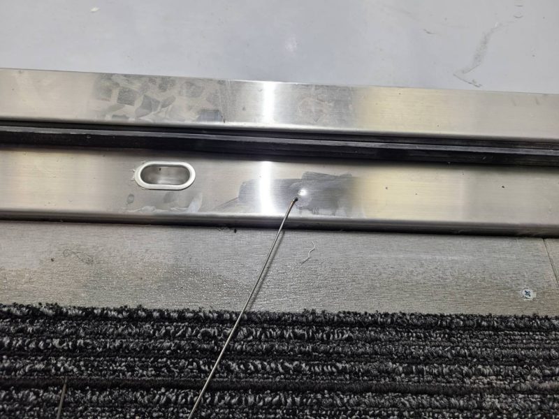 23-104 沓摺へこみ補修