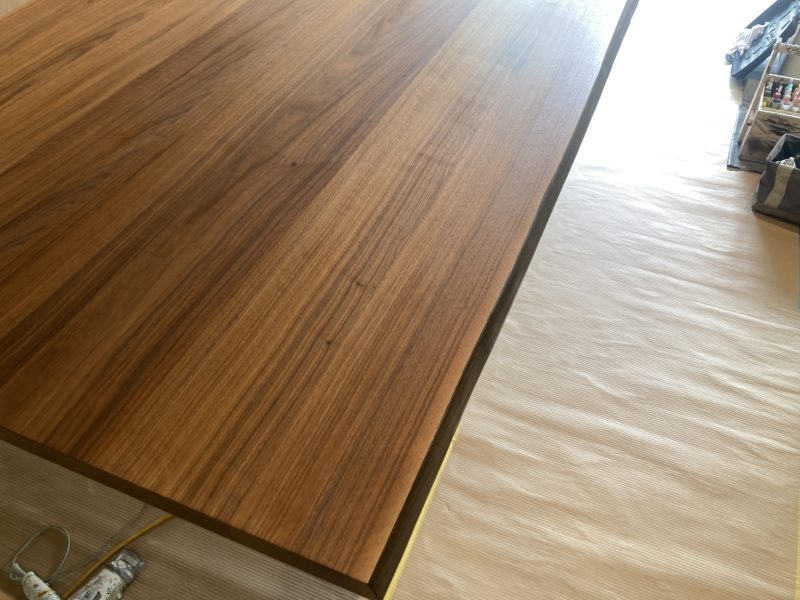 23-51 ウオールナットテーブル修復