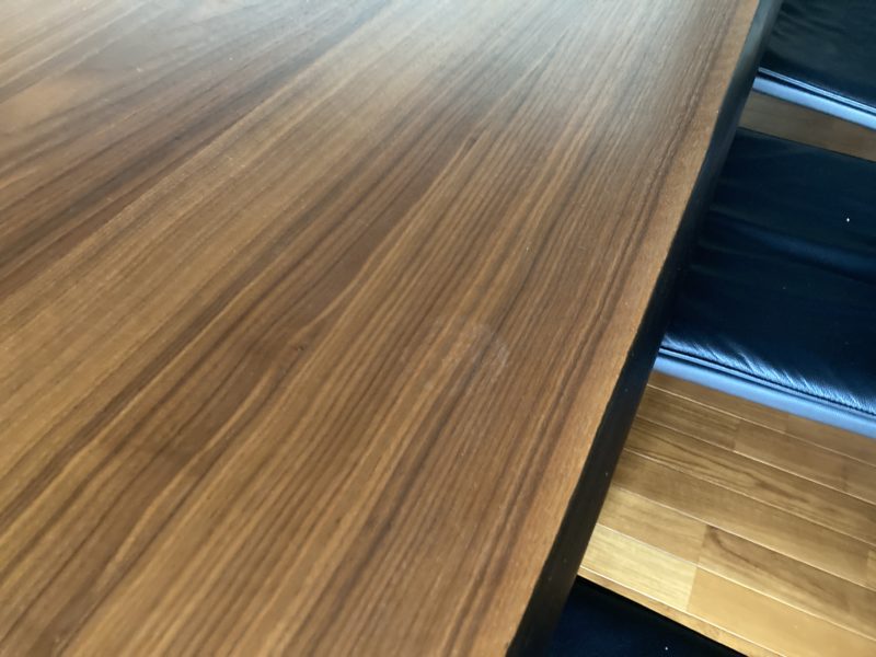 23-51 ウオールナットテーブル修復