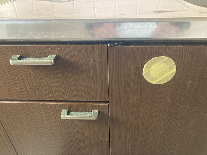 24-38 キッチン扉 プリントめくれ補修