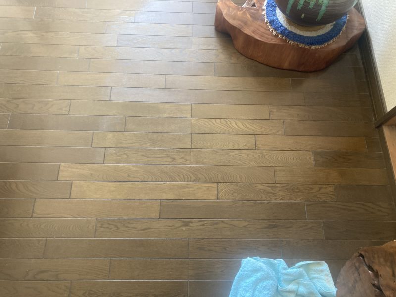 24-19 フロアーキズ補修