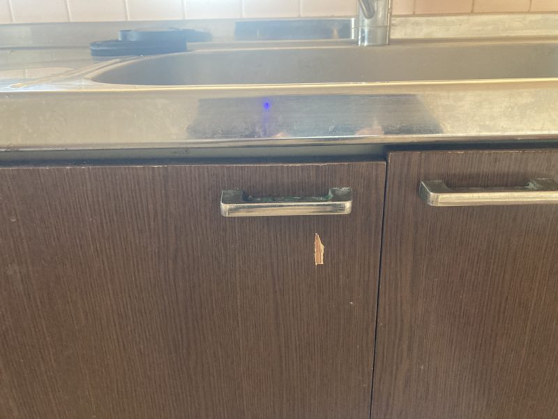 24-38 キッチン扉 プリントめくれ補修