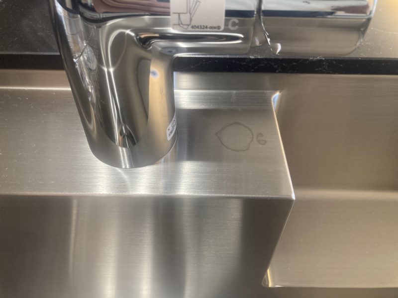 24-20　ステンレスシンク シミ補修