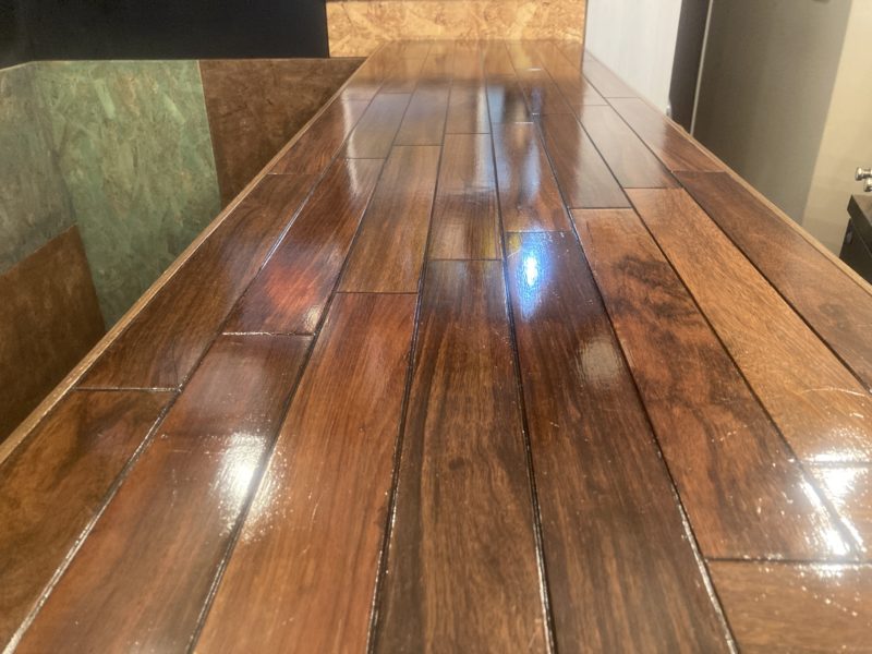 24-45 カウンター塗膜めくれ補修