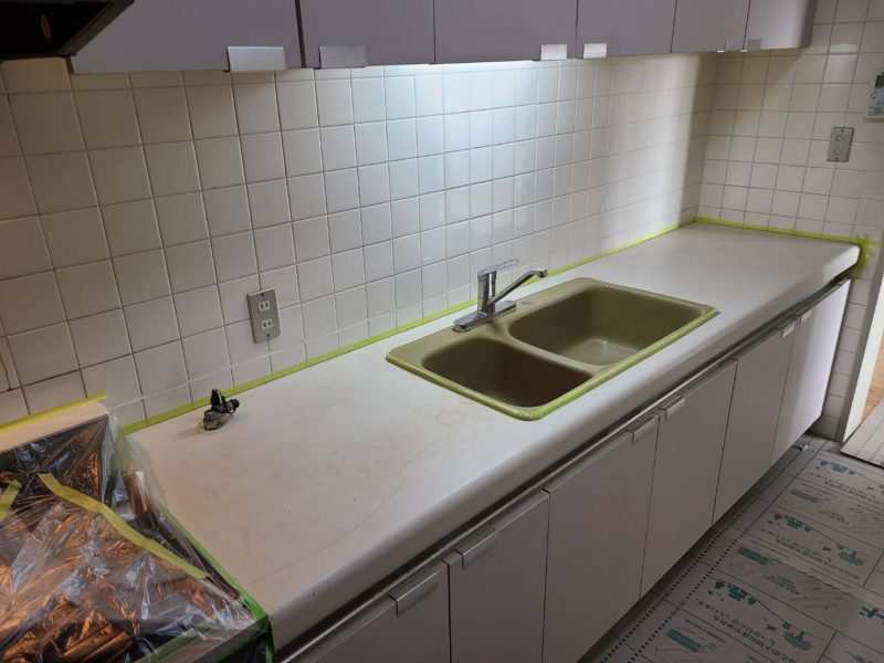 24-28 キッチン天板 再生塗装