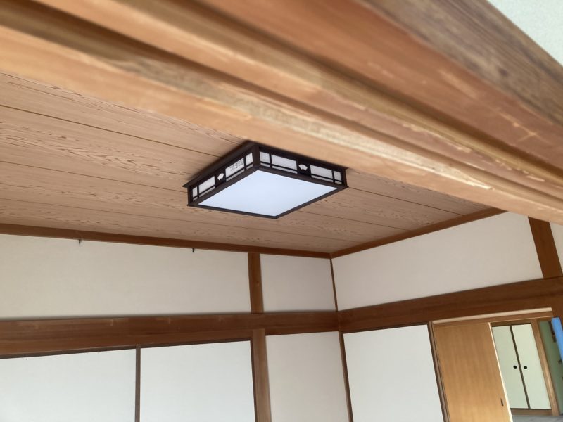 24-31 和室 鴨居 欠け補修