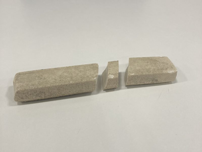 24-55 タイル割れ補修