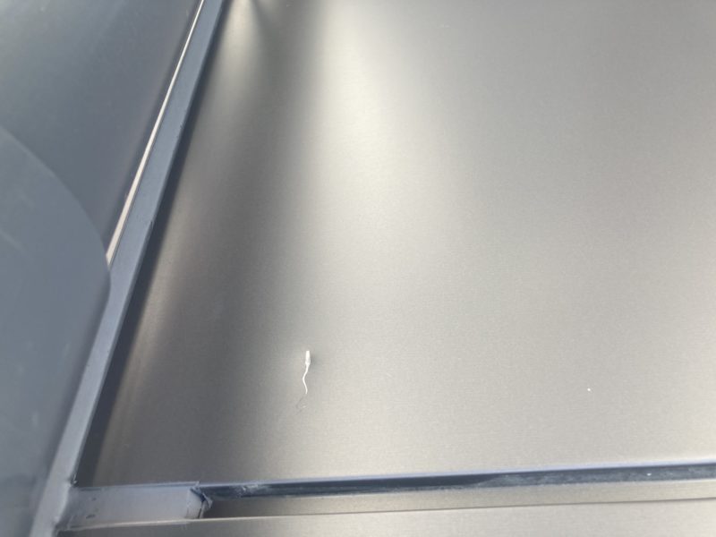 24-71 ガルバ屋根 へこみ補修