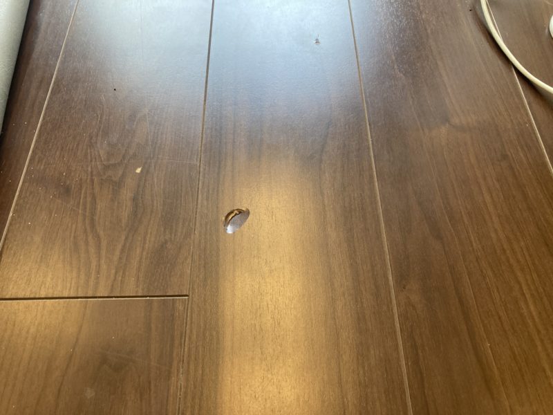 24-88 フロアーへこみ補修